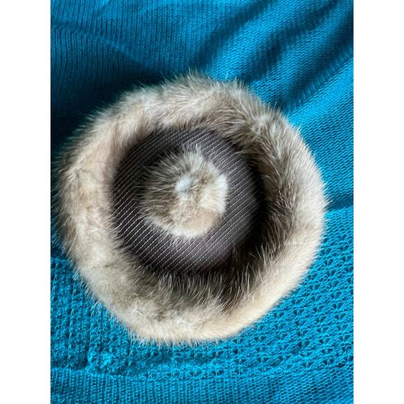 Vintage pill box hat fur with combs - Picture 10 of 11